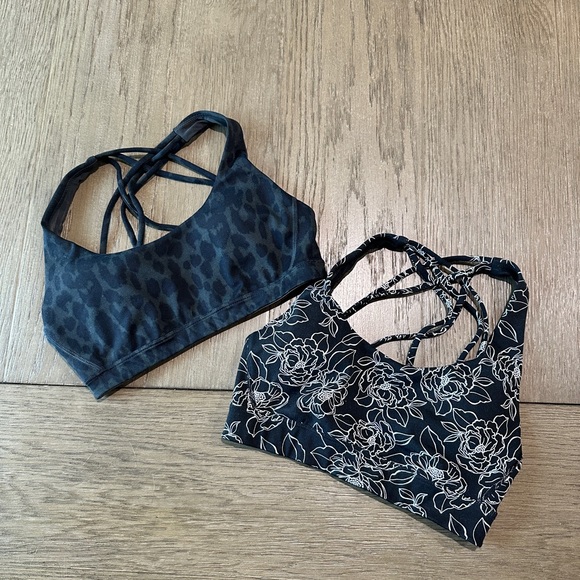 Bundle of 2 Victoria’s Secret Strappy Back Sports Bras Size XS - Picture 1 of 11